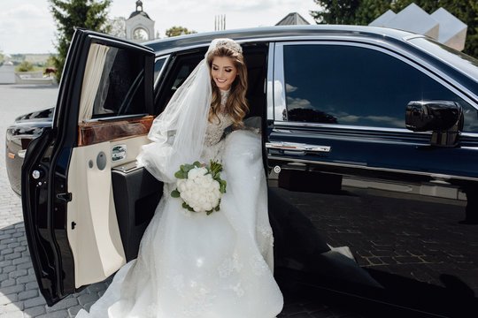Wedding & engagmnt bus service Chatswood