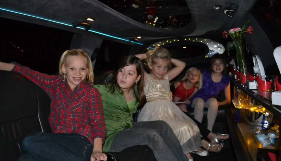 Kids party bus service Suburbs